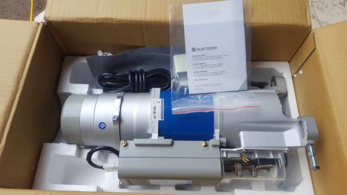 Bảng giá cửa cuốn đức 2021 13 Motor cửa cuốn