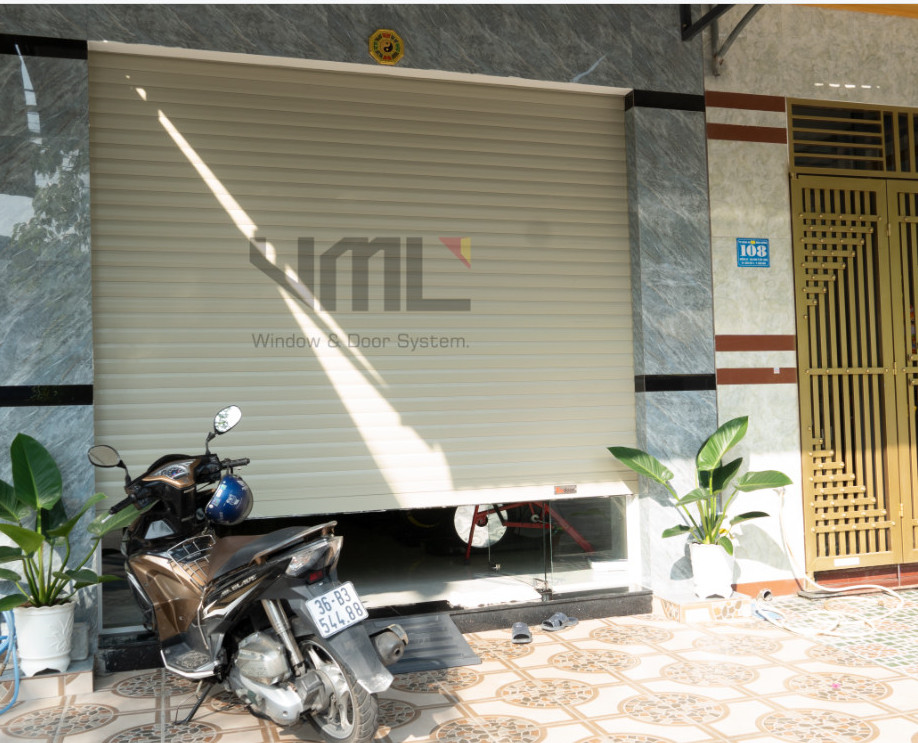 Cửa cuốn Đức Việt Minh Long