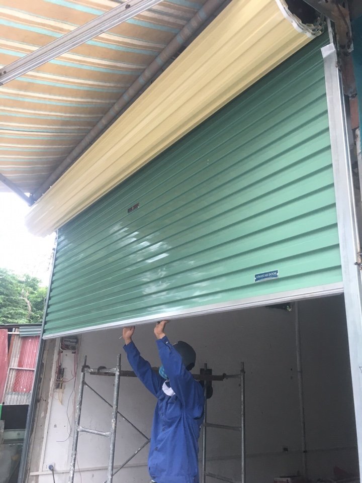 Cửa cuốn tấm liền