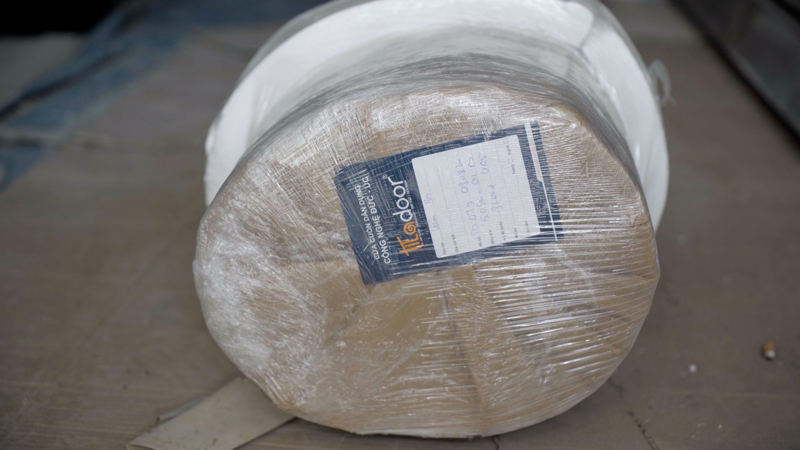 Cửa Cuốn Việt Minh Long An Toàn & Hiện Đại. 05 Lý Do Nên Chọn Việt Minh Long 7 Cửa cuốn chính hãng