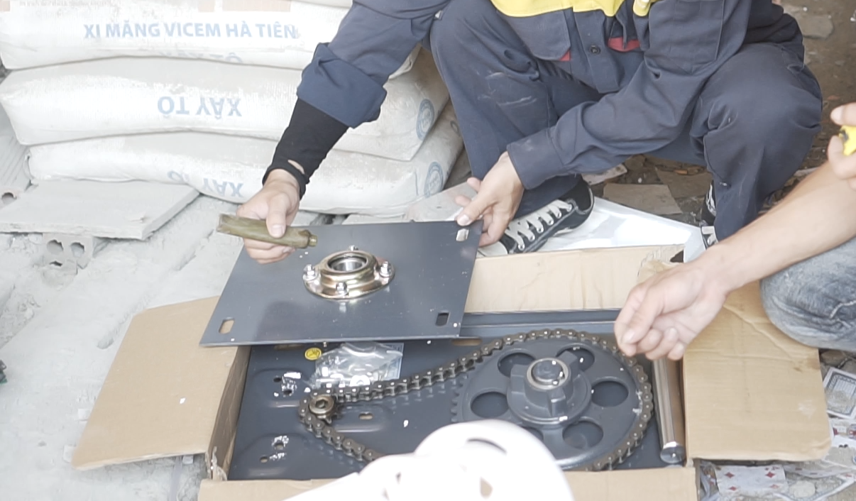MOTOR CỬA CUỐN CÓ NHỮNG LOẠI NÀO? 04 DÒNG MOTOR ĐÁNG DÙNG NHẤT 10 Bộ phận truyền động motor cửa cuốn