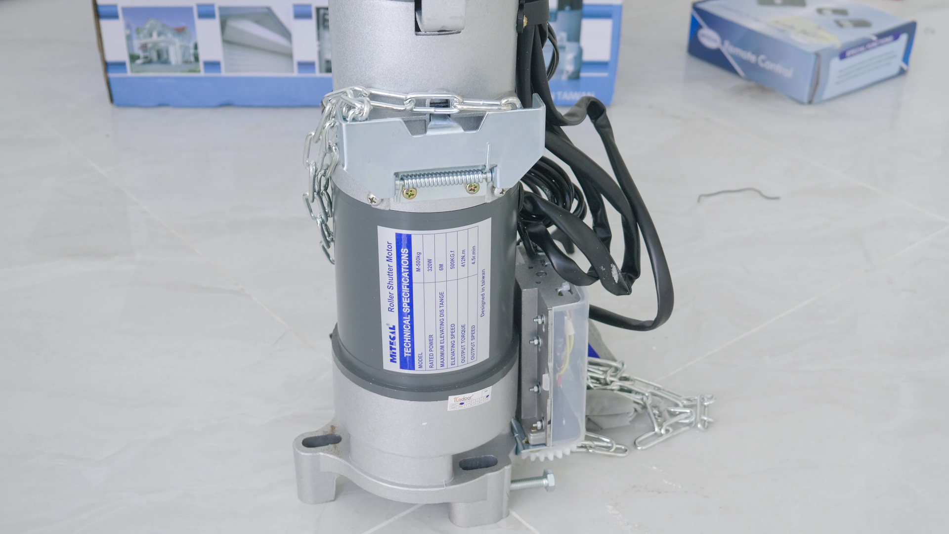 MOTOR CỬA CUỐN CÓ NHỮNG LOẠI NÀO? 04 DÒNG MOTOR ĐÁNG DÙNG NHẤT 3 Motor cửa cuốn là gì